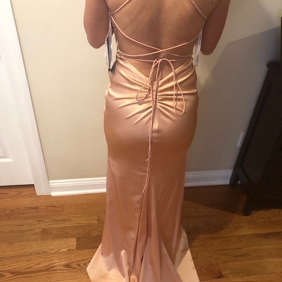 Sherri Hill Dresses & Skirts - NWT Sherri Hill Pink Dress